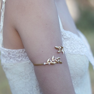 Twigs & Pearls Arm Bracelet, Arm Band, Arm Cuff, Arm Bracelet, Gold leaves Wire Wrap Bracelet, Bridal Jewelry, Wedding Bracelet, Greek Style