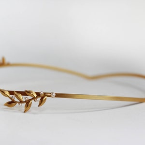 Preorder* Dainty Twigs & Pearls Greek Goddess Crown Backwards Headband Back Headband Bridal Hair Accessories Rear Headband Grecian Jewelry