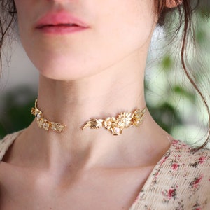 Preorder*** Aubrey Choker Floral Nature Inspired Necklace Dainty Flowers Hand Made Bridal Jewelry Gold Leaves Pearls Wedding Necklace Boho