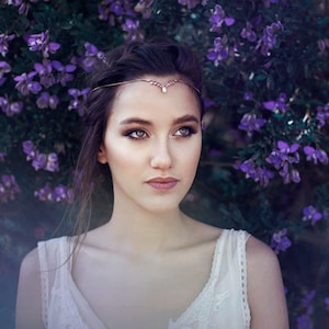 Cadena para el cabello de lirio del valle, accesorios para el cabello de novia élfica, corona de cristal, diadema élfica, joyería de El Señor de los Anillos, hada bohemia de Burning Man