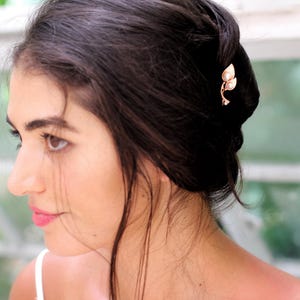 Calla Lily Hair Prong Gold Rose gold Leaves Jewelry Boho Wedding Hair Accessory, Bridal Floral Pearl Hair Fork, Silver Hair Pin