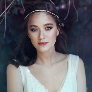 Preorder* Leaves Circlet, Delicate Leaf Hair Chain, Tiara, Bridal Hair Accessories, Goddess Forehead Band, Dainty Wreath, Leaf Halo Crown