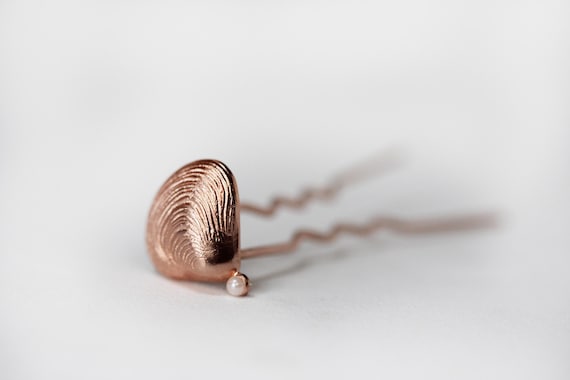 Clam Seashell Little Hair Prong Sea Shell Boho Sea Shell Hair Accessories Sea Shell Jewelry Nautical Hair Piece, Nautical Jewellery