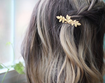 Preorder* Rose Barrette, Floral Hair Clip, Wedding Hairpiece, Gold Clip, Bridal Accessory, Floral Pin, Flower Barrette, Boho Chic Jewelry