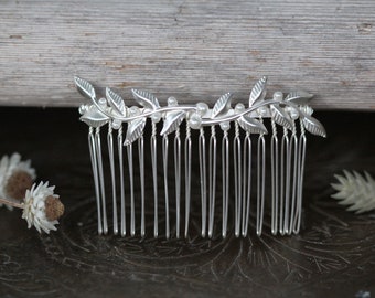 Twigs and Pearls Comb, Pearls Comb, Golden Leaves Hair Comb, Bridal Hair Accessory, Bridesmaid Jewellery, Wedding Comb, Rustic Woodland