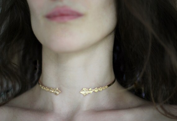 Ivy Leaves Choker Nature Inspired Necklace Dainty Hand Made Leaf