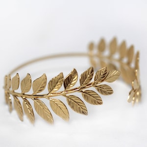 Athena Arm Band, Greek Leaves Arm Cuff, Wrap Around Arm, Flexible Bracelet, Golden Leaves Bracelet, Bridal Jewellery, Bridesmaid