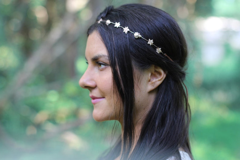 Précommande bandeaux de vignes, couronne de raisins, fil de cheveux en métal doré flexible, diadème d'or, accessoire de cheveux de mariée, bouquet de mariées, couronne de laurier image 1