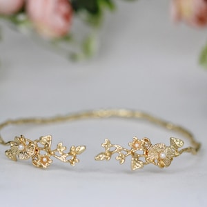 Fairy Magic Floral Choker Nature Inspired Necklace Dainty Hand Made Bridal Jewelry Gold Leaves Pearls Wedding Necklace Bridal Leaf Choker