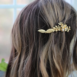 Preorder* Meadow Floral Barrette, Bridal Hair Accessories Gold Flowers Clip, Floral Pearl Pin, Boho Wedding Headpiece, Romantic Bridal Piece