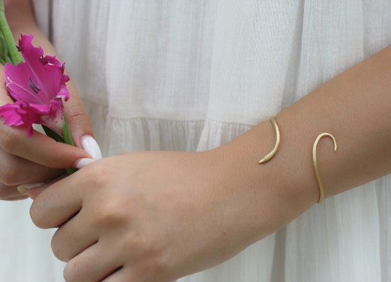 Snake style bracelet discount