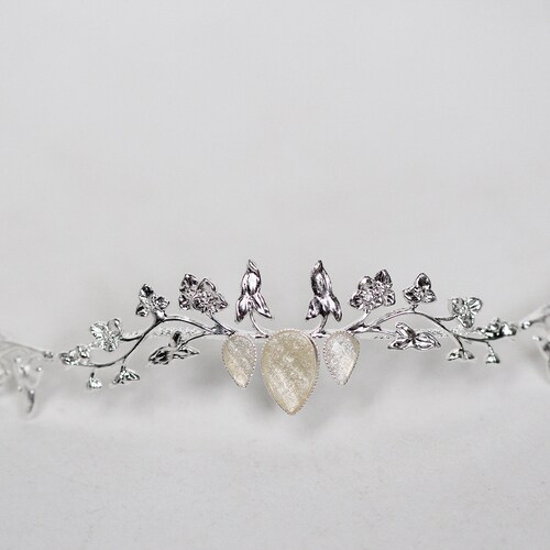 Eva Delicate Leaves Gold Tiara, Antique shops Style Bridal Hair Accessories Wedding Crown Goddess Hair Piece, Dainty Leaf Pearl Wreath