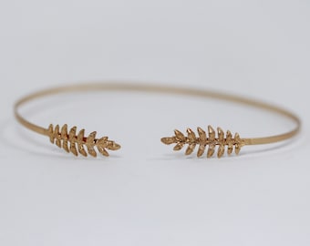 Preorder* Twig Arm Bracelet, Bridal Accessories Delicate Leaf Arm Band Dainty Arm Cuff, Greek Style, Fairy, Nature Inspired, Boho Chic Hippy