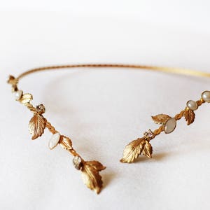 Preorder* Crystals Pearls Leaves Choker Nature Inspired Necklace Hand Made Unique Bridal Jewelry Wedding Accessories Boho Gold Leaf Necklace