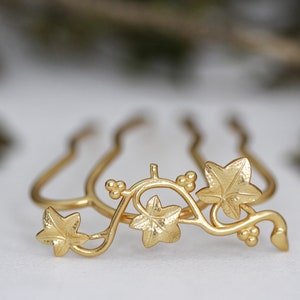 bijou V velvet hair pin - theVirgins