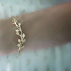 Enchanted Garden Bracelet Boho Floral Gold Branch Bracelet, Silver Rose Gold Adjustable Bohemian Bracelet Bridal Flowers Jewelry Bridesmaid