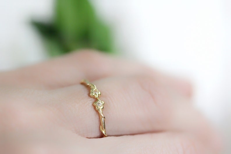 Entwined Floral Branch Ring Size 6 Leaves Gold Crystal Ring, Rose Gold Laurel Wreath Leaf Ring, Pearl Leaves Ring Flower Rings Fairy Jewelry image 2