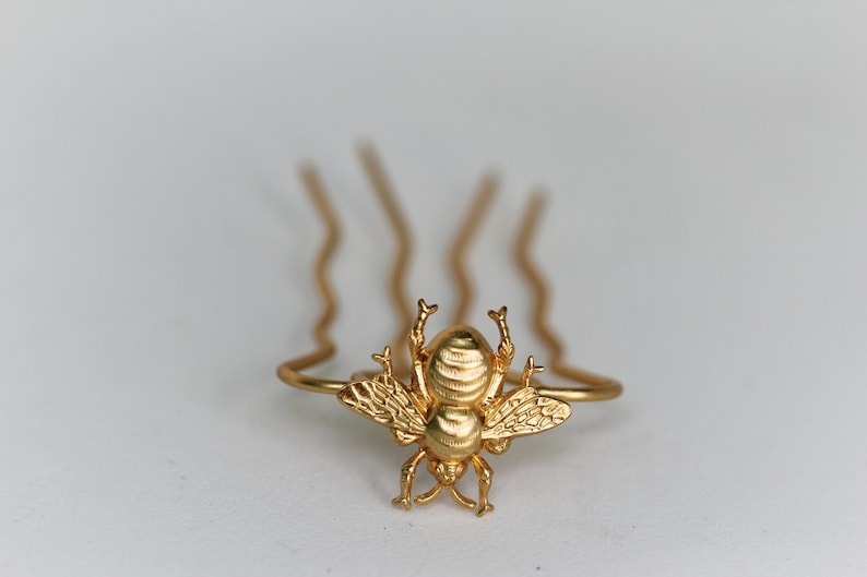 Preorder Honey Bee Hair Prong, Gold Insect Clip, Functional Boho Hair Jewelry, Gold Hair Accessory Nature Inspired Hair Pin image 4