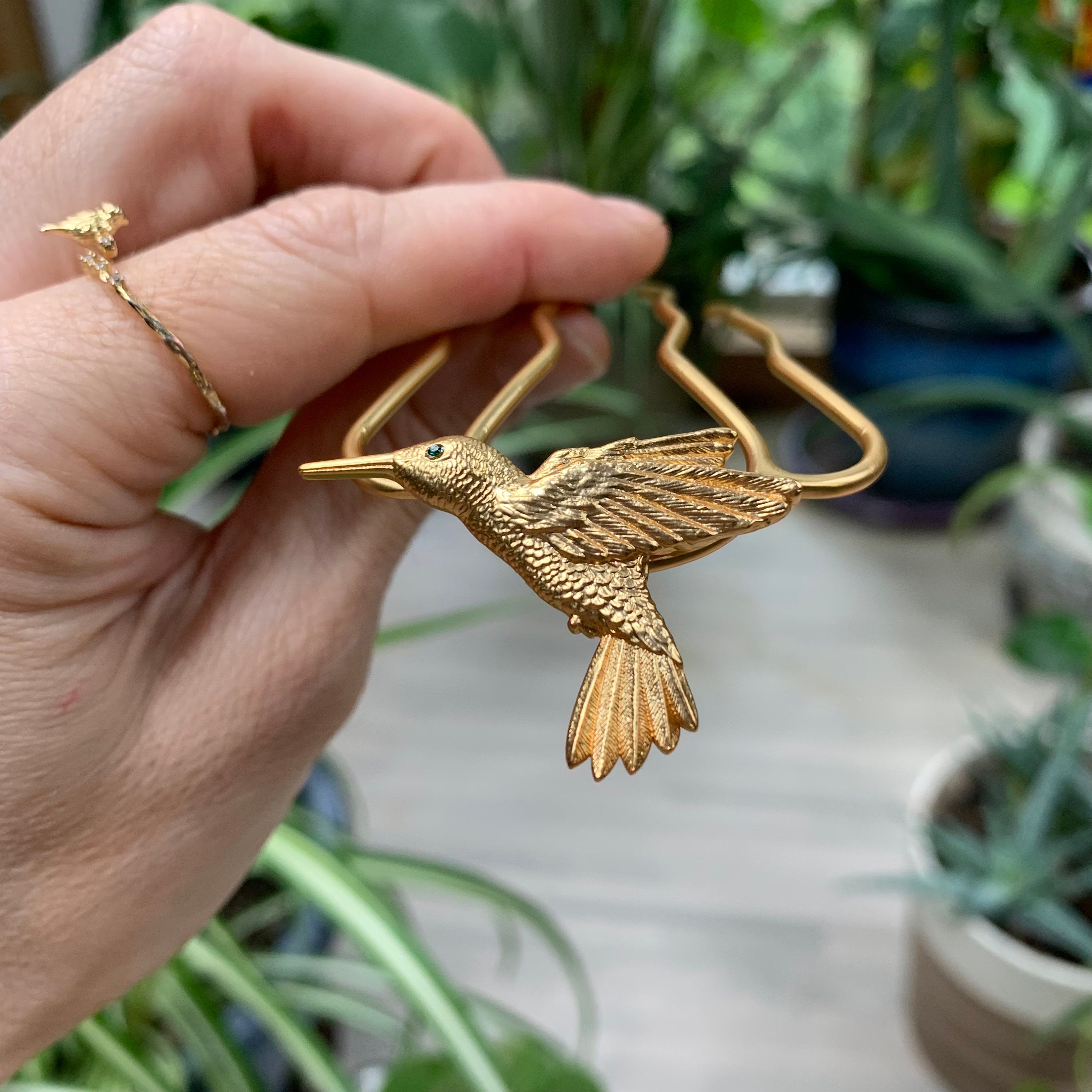 あきまま専用です。 装飾的な鳥モチーフのヘアアクセサリー あきまま専用です。 装飾的な鳥モチーフのヘアアクセサリー