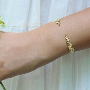 Verzauberte Kristalle & Blätter Armband Gold Brautschmuck Zweige Brautschmuck Braut Accessoires, Hochzeitsarmband, einzigartiger Hochzeitsschmuck