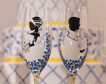 Custom Hand made Toasting Flutes, Wedding Flutes, Couples Gift, Personalized Wedding Champagne Flutes, Gift for the Couple, Gratefully