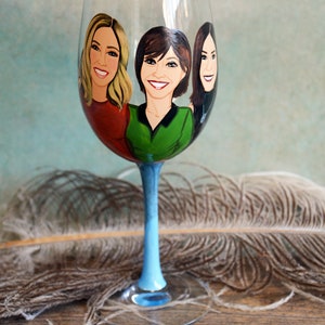 Three's persons on Wine glass Best Friends, Friendship Portraits, Couples Portrait, Mother and Dougthers Portraits Anniversary Birthday Gift image 2