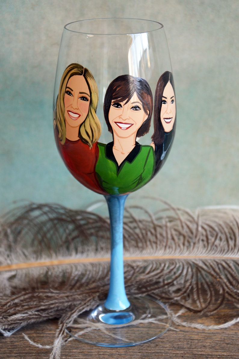 Three's persons on Wine glass Best Friends, Friendship Portraits, Couples Portrait, Mother and Dougthers Portraits Anniversary Birthday Gift image 3