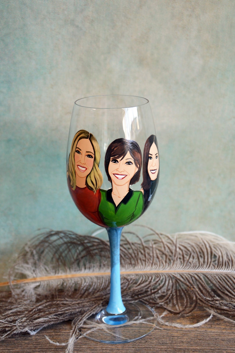 Three's persons on Wine glass Best Friends, Friendship Portraits, Couples Portrait, Mother and Dougthers Portraits Anniversary Birthday Gift image 7