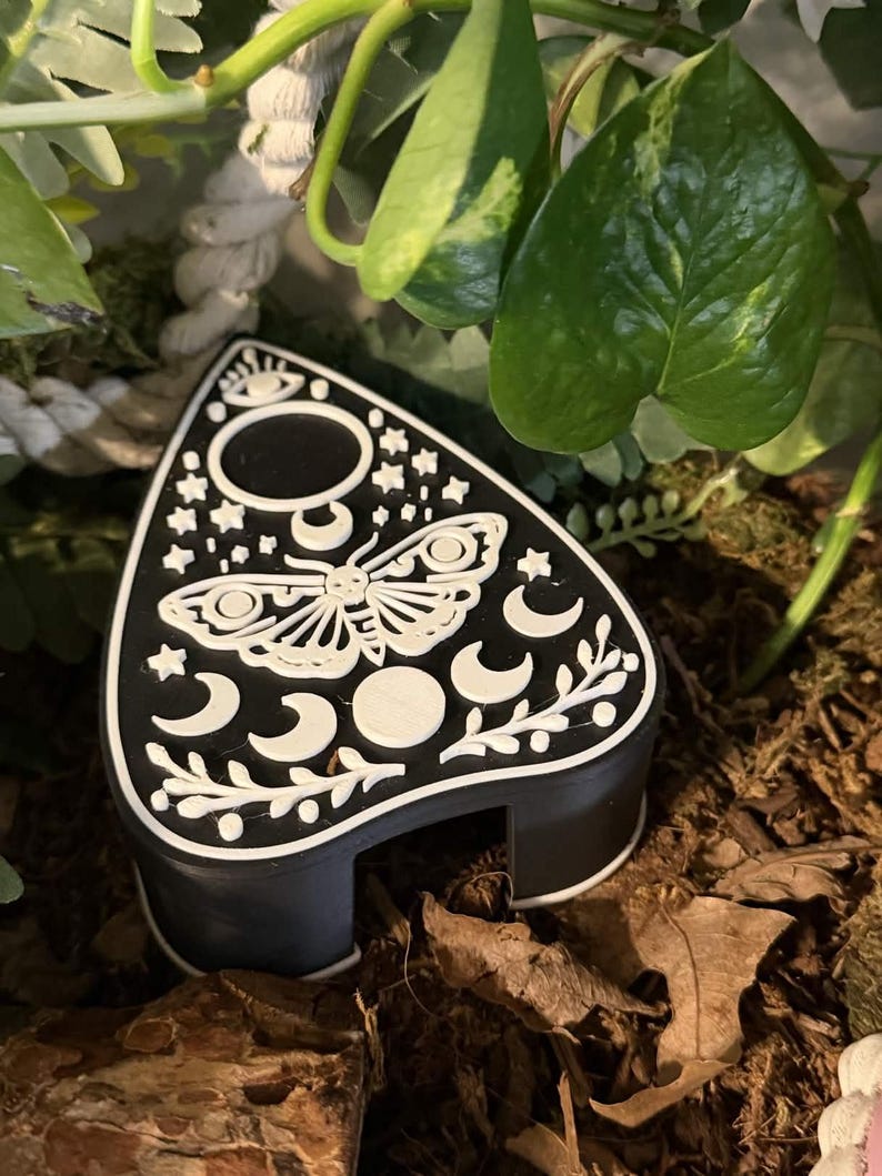 Spirit board planchette - 3D printed hide for snakes, geckos, and spiders image 10