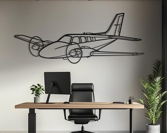 ヴィンテージ感のある飛行機デザインの壁掛けインテリアです