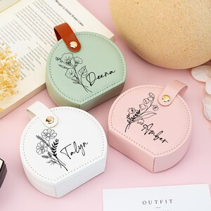 Joyero de viaje personalizado, estuche de cuero para joyas de dama de honor, aretes, anillos, caja de almacenamiento de collares, regalos de propuesta de fiesta nupcial, regalo para mamá