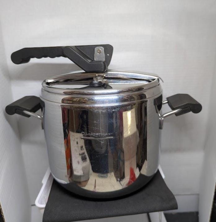 Vintage pressure cooker - Etsy 日本