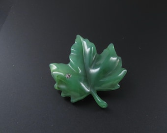 Avon Dew Touch Maple Leaf Brooch