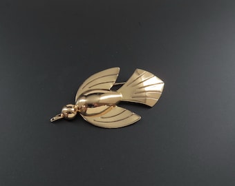 Coro Bird Brooch, Coro Pegasus Brooch, 1940s Brooch, Gold Bird Brooch, Coro Jewelry