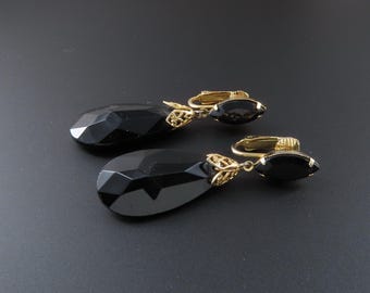 Black Glass Drop Earrings