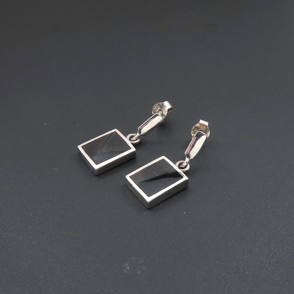 Boucles d'oreilles en argent sterling et onyx. Boucles d'oreilles en onyx noir, petites boucles d'oreilles, boucles d'oreilles en argent sterling, boucles d'oreilles noires