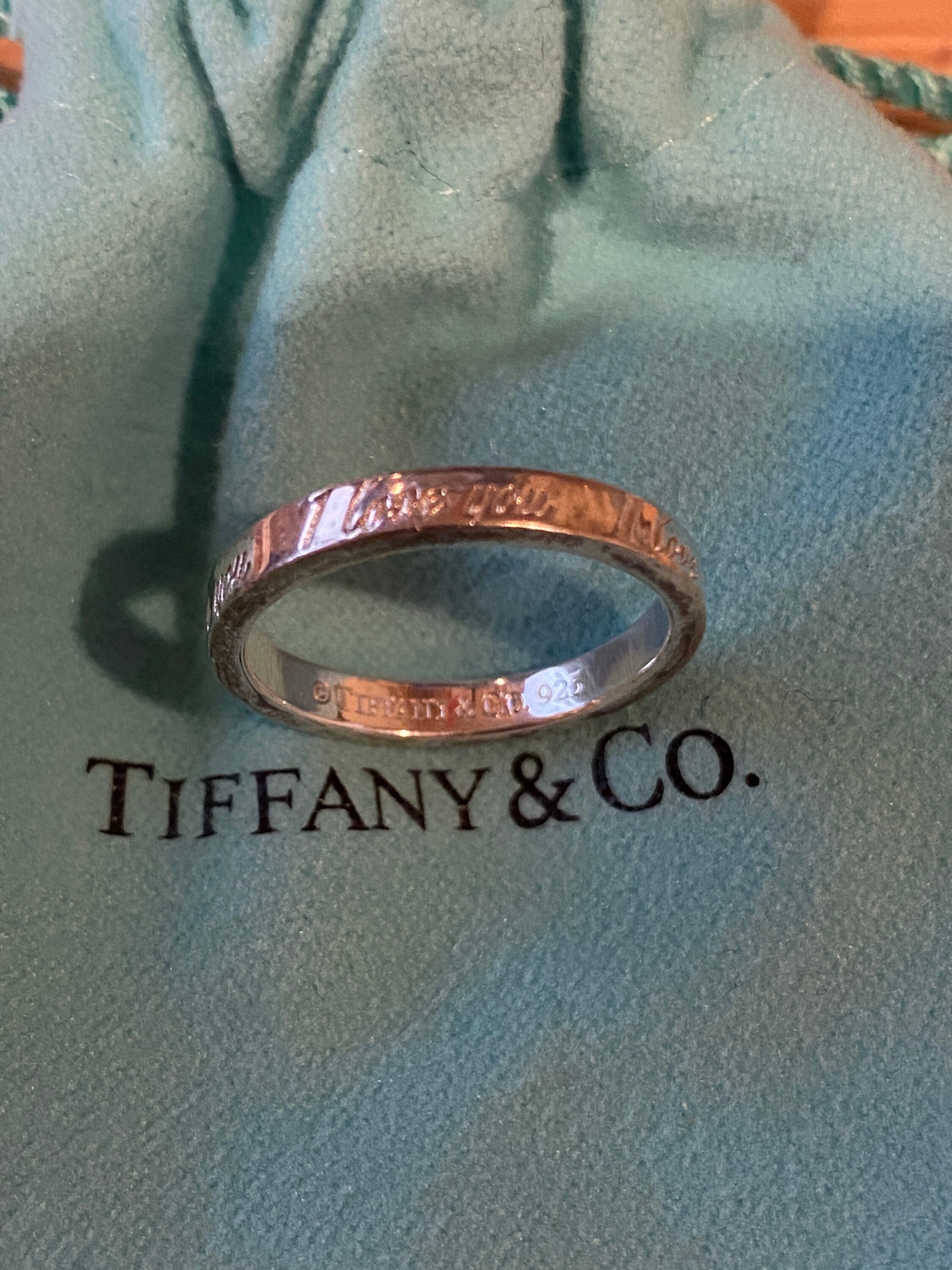 Narrow Band Script Ring 