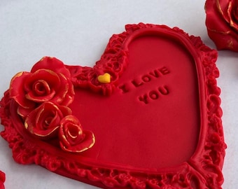 Edible Fondant Cake Topper for Valentine’s Day – Romantic Handmade Cake Decoration