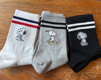 Snoopy Socks – Officially Licensed Peanuts Cartoon Apparel – Made in Korea