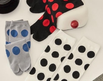 Women’s Dot Tabi Socks – Split Toe Design, Comfortable Fit, Made in Korea