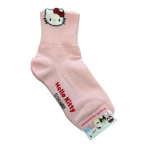 Officially licensed Sanrio Socks – Hello Kitty, My Melody, Pompompurin, Cinnamoroll, Pochacco, Kuromi – Made in Korea 1. Hello Kitty