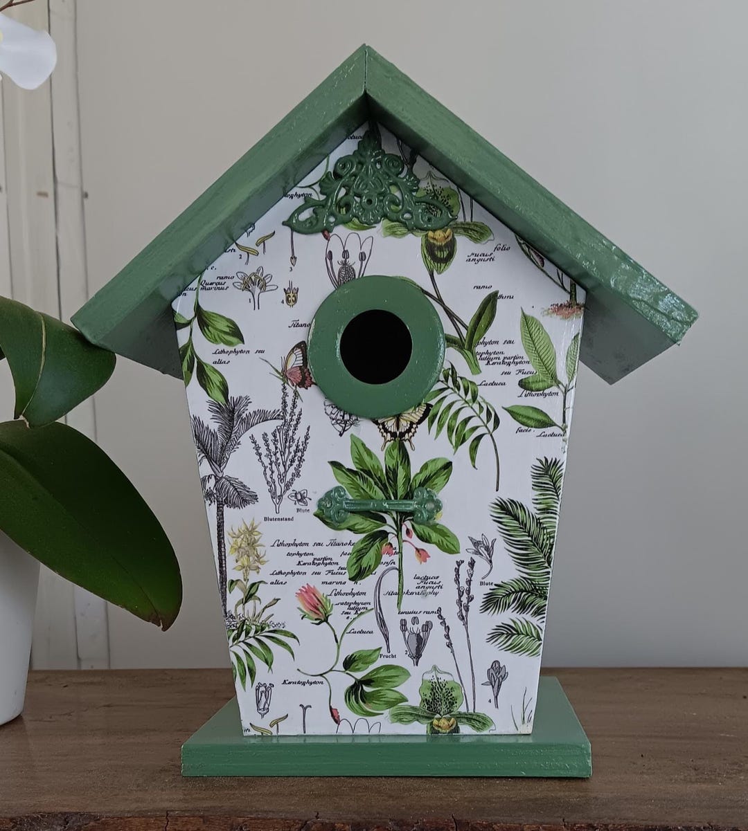 BIRD HOUSE DECOR, Hand Finished Birdhouse. Lovely Accent Item for Your ...