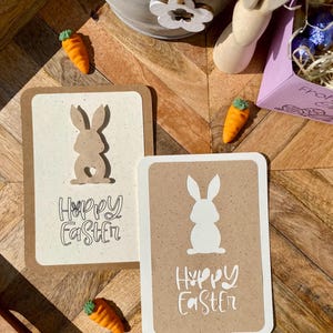 Postkarte „Hoppy Easter“ mit Hase  - Osterkarte - Grußkarte A6