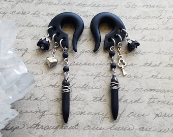 Black Vintage Silver Secret Garden Charmed Gauges // Black Turquoise Spikes // Heart & Key // fantasy // Dangle Plugs