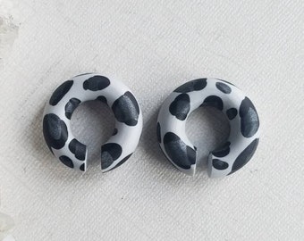 Snow Leopard Hoop Plugs // Gauges // 1-3" customizable // Animal print