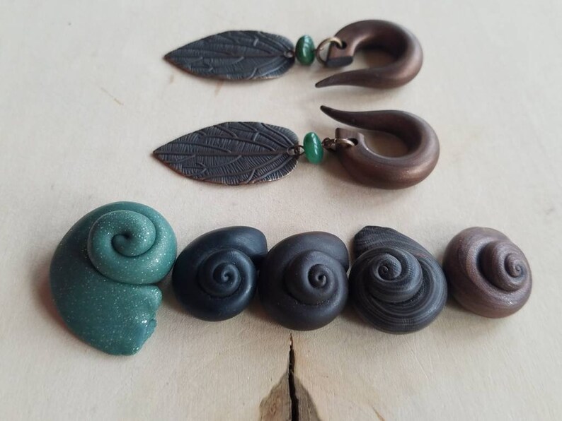 Dark Green Jade Copper Leaf Drop Gauged Earring African Green Jade Stones Dangle Plugs