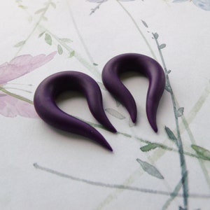 Large Hook Gauges Plugs - Pick Your Color