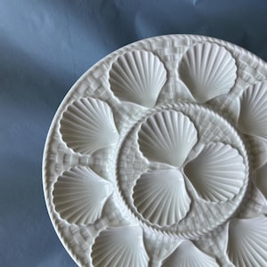 Vintage French 12-Well Oyster Plate – Ceramic Oyster Serving Platter Table Center / French Dining-serving / Assiette d&#39;huîtres
