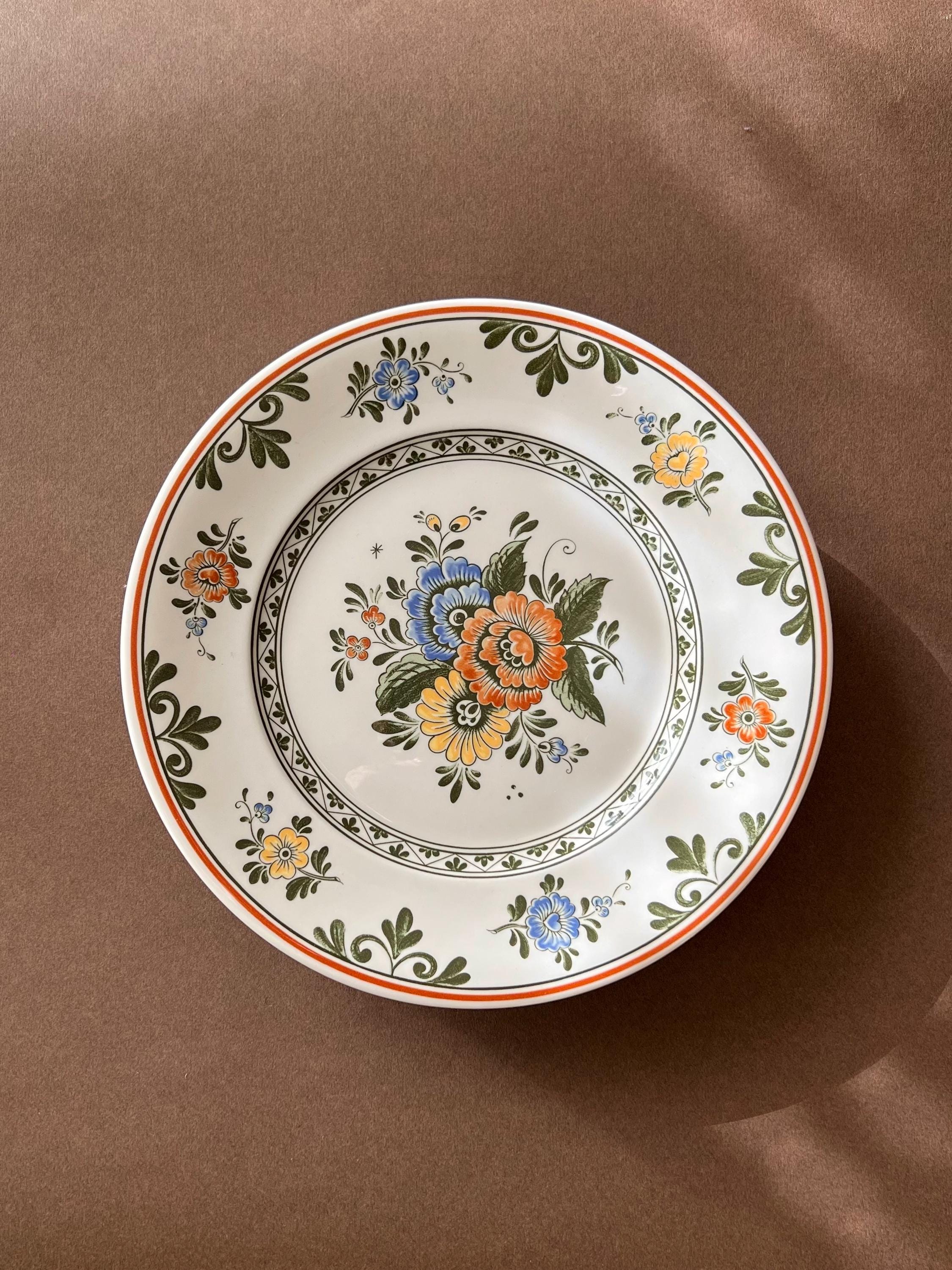 Villeroy & Boch “Amsterdam” Floral Design Plates – Set of 4/6/8