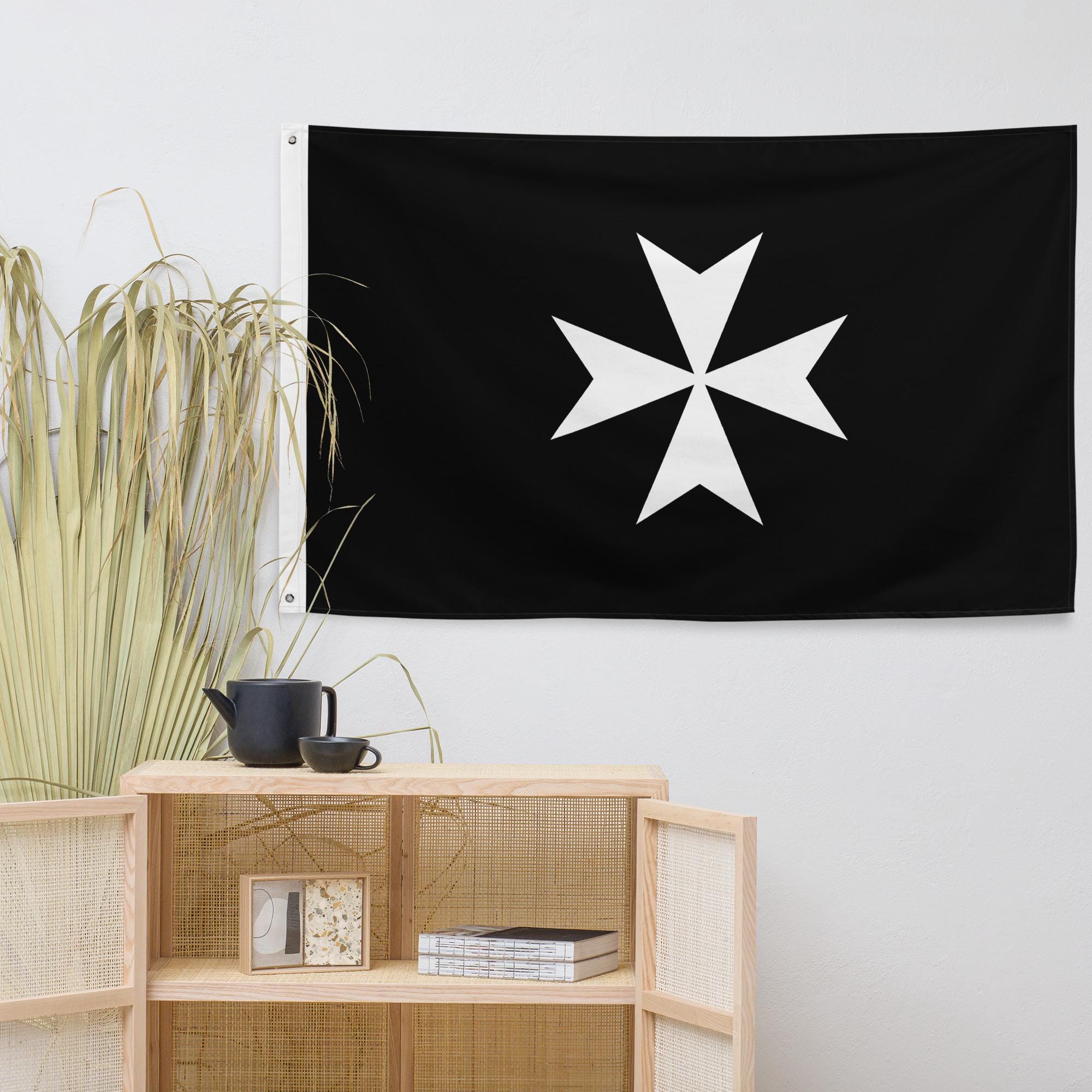 聖ヨハネ騎士団旗 - マルタ騎士団十字軍マルタ十字の贈り物